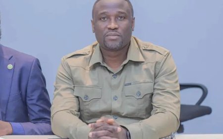 RDC : Seth Kikuni suspendu de son propre parti politique pour son soutien à Joseph Kabila
