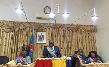 Ouverture de la session parlementaire de Mars : Jean Claude Vuemba exhorte les élus provinciaux au sens de responsabilité pour doter le Kongo Central d’un nouveau gouverneur