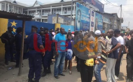 Crise au Palu : équipés d’armes blanches, les militants pro Willy Makiashi ont saccagé le siège du parti