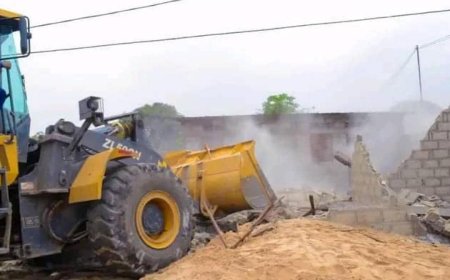 Kinshasa : L’hôtel de ville annonce la démolition imminente des constructions anarchiques érigées sur le lit de la rivière Funa