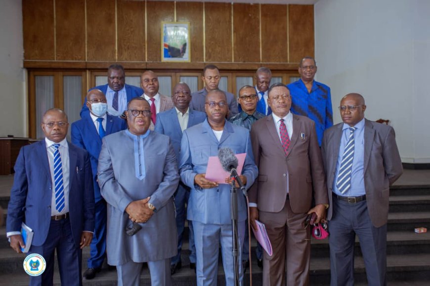 Démission de Kabund : « L’Union Sacrée de la Nation n’a qu’un seul chef, c’est le Président Félix Tshisekedi » ( présidents des groupes parlementaires USN)