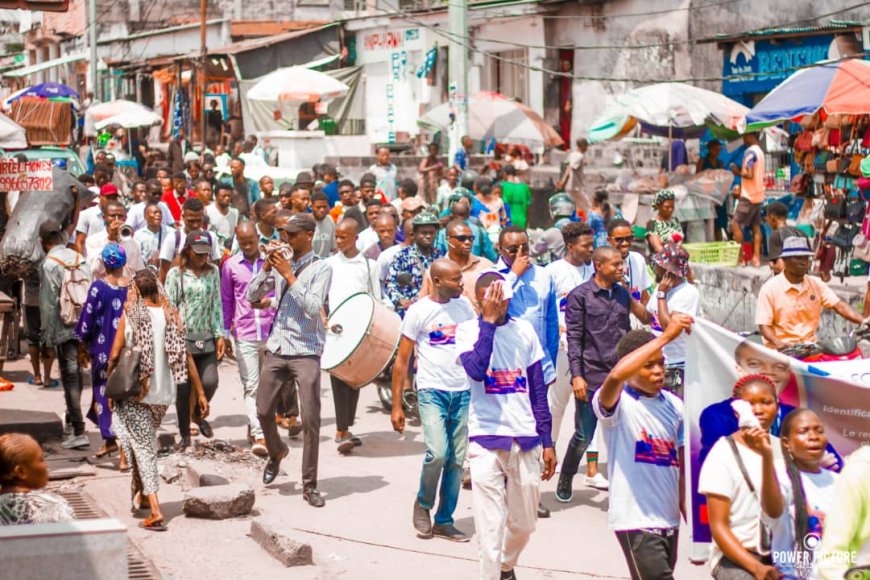 Processus électoral :  après avoir rempli son devoir civique, Josué Mfutila annonce sa candidature aux élections législatives