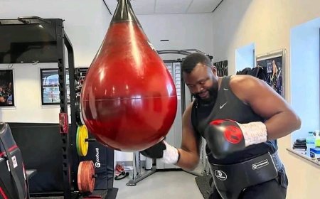 Boxe : Le cri d’alarme de Martin Bakole « Je souffre à Kinshasa, j’ai un combat en Mars. Dois-je changer de nationalité ? »