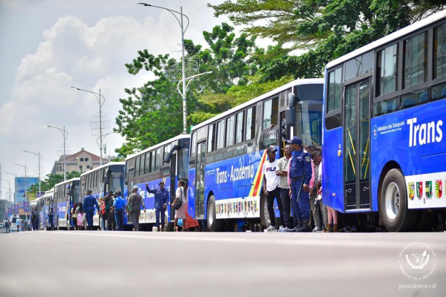 ESU : Félix Tshisekedi a lancé la mise en service des bus Trans-Academia