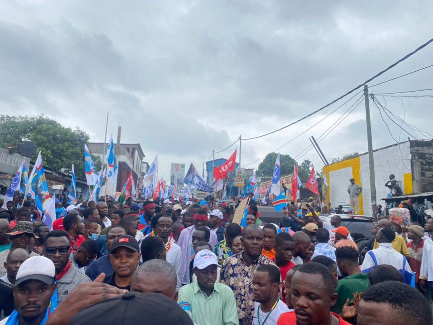 Kinshasa : Fayulu et Matata en première ligne de front dès le début de la marche de soutien aux Fardc