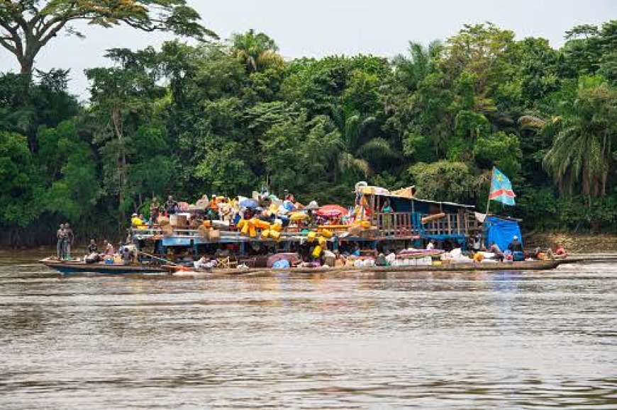Kwamouth : 9 morts et une centaines de disparus après l’attaque d’une embarcation sur le fleuve congo 