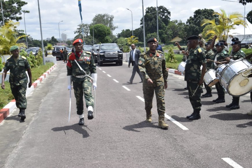 Guerre dans l’Est : le Chef d’état-major général de l’armée ougandaise à Kinshasa pour évaluer les opérations conjointes FARDC-UPDF 