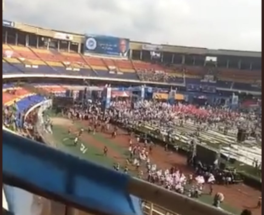 Sortie de l’Union Sacrée : Le stade des Martyrs  à moitié vide pendant la prise de parole des membres du présidium (Constat) 