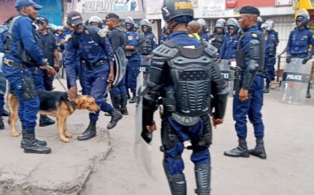 Kinshasa : Policiers et chiens policiers déployés à Super Lemba pour sécuriser la marche de l’opposition 