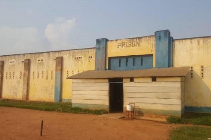 Nord-Ubangi : 12 évadés signalés à la prison centrale de Gbadolite