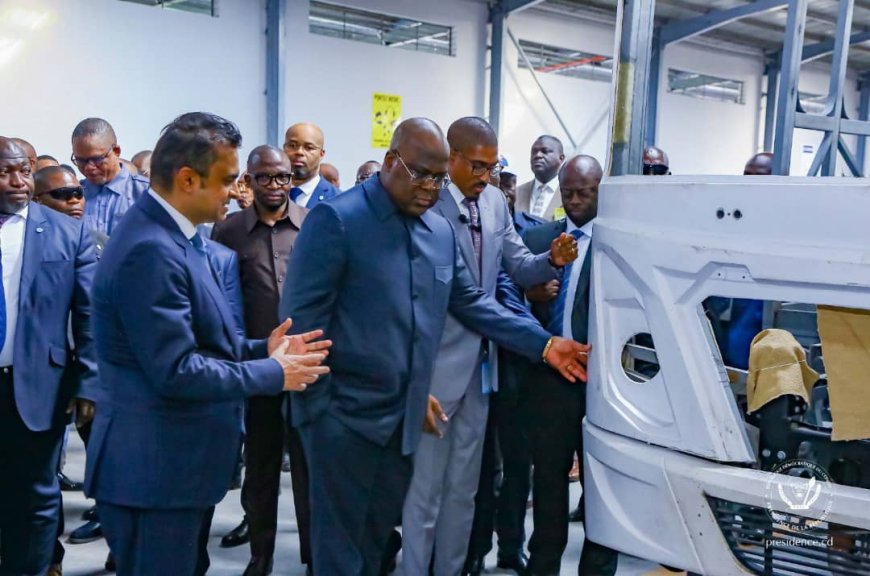 RDC : Félix Tshisekedi inaugure l'usine de montage de bus Mercedes Benz à Kinshasa