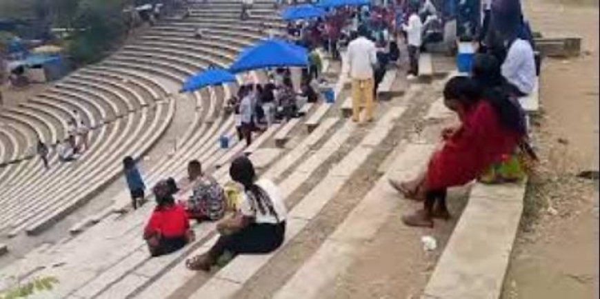 ESU-UNIKIN : Le Bourgmestre de Lemba interdit aux groupes de prière et aux sectes religieuses de fréquenter le site de l'université de Kinshasa