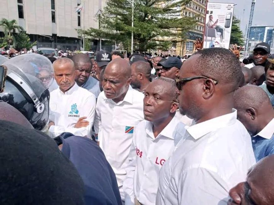 Kinshasa : Les Leaders de l’opposition reportent leur meeting au 25 juin