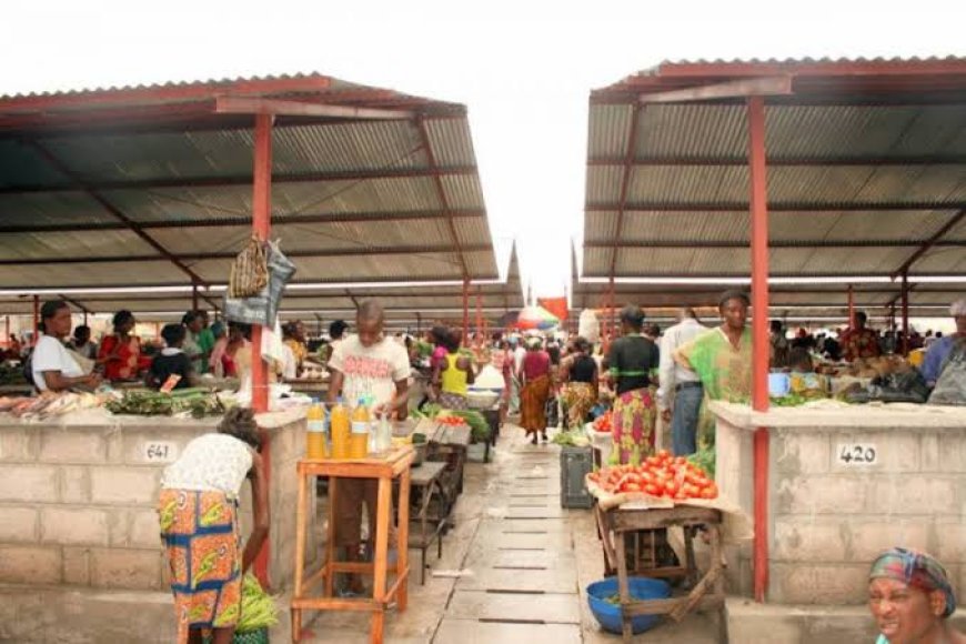 Kinshasa : Ngobila nomme Didier Kabeya Ngunda à la tête du marché de la Liberté 