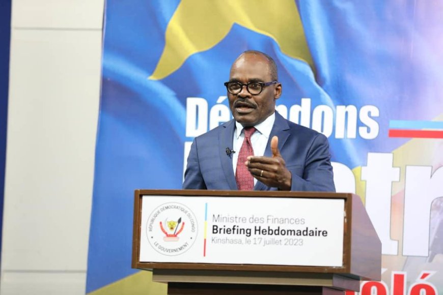 RDC : Nicolas Kazadi kele fiongonina na "tekisama ba politiki "lufwa ya chérubin okende