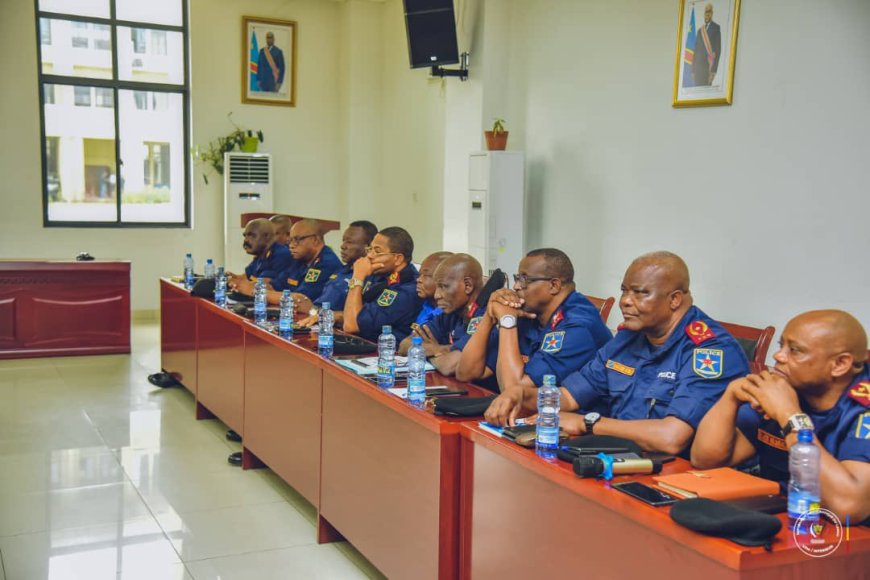 RDC : A 5 mois des élections, le gouvernement lance le recrutement des 13.000 nouveaux policiers