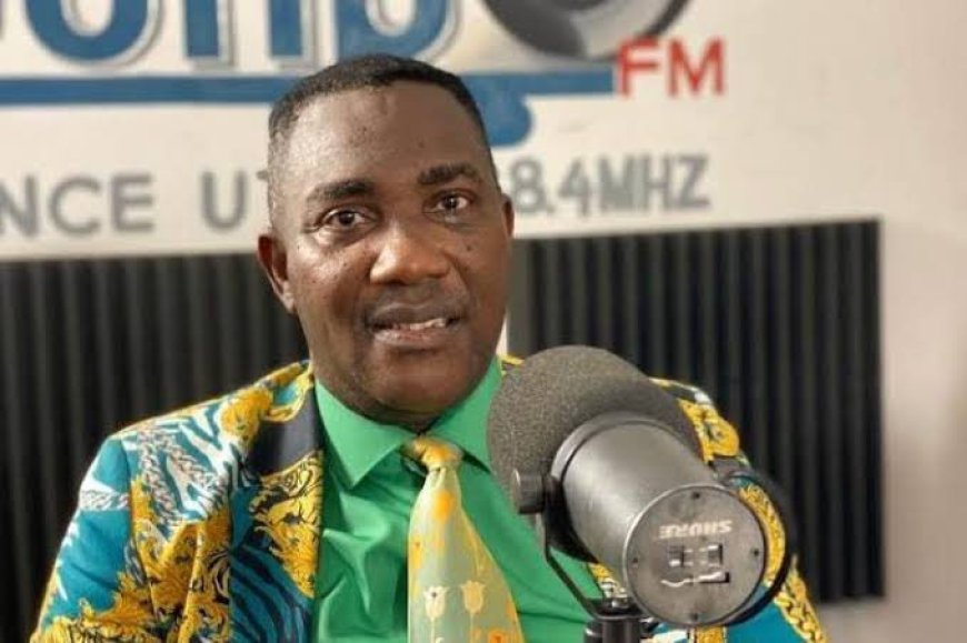 Kinshasa : Gode Mpoyi envisage réunir les députés provinciaux pour statuer sur les sanctions contre Ngobila