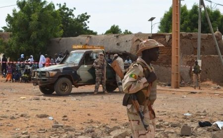 Au Mali, une attaque terroriste fait état de plus de 50 morts et plusieurs blessés à Bamba