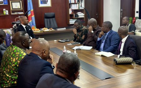 Arrestation de Stanis Bujakera : Muyaya promet de continuer à faire le suivi du dossier dans le respect de la séparation des pouvoirs