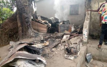 Kinshasa : Un sous ciat de la police brûlé par les Kuluna après des vives tensions à Kisenso