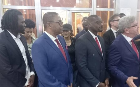 RDC : À Kinshasa, le Français Jean-Luc Mélenchon dit n’avoir pas l'intention de se mêler des élections