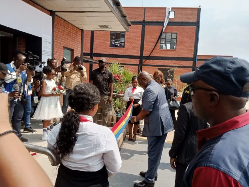 Haut-Katanga : Félix Tshisekedi inaugure le bâtiment administratif du poste douanier de Kasumbalesa