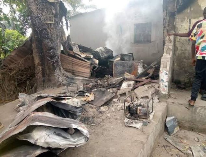 Kinshasa : Un sous ciat de la police brûlé par les Kuluna après des vives tensions à Kisenso