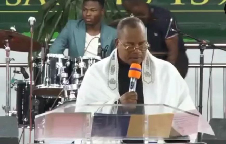 RDC : Christophe Mboso invité à présenter des excuses aux pasteurs des églises de réveil « si non Dieu s’occupera de lui et de sa famille »