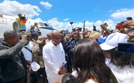 Kasaï : Le cortège de Martin Fayulu caillassé par des « membres de l’UDPS » à Tshikapa 