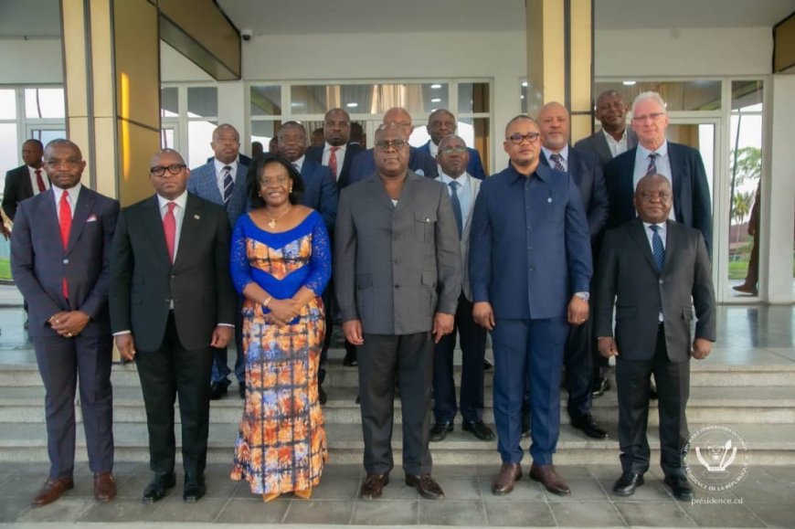 RDC : La mise en place d'une cellule urgente de crise décidée après la rencontre tripartite Tshisekedi-gouvernement-intersyndicale des transports routiers  