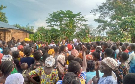 Élections 2023 : « Nous n'accepterons pas qu'il ait des députés qui ne connaissent pas les problèmes de Kazumba » Jean-Jeef Mwanza à ses électeurs de Tshibala