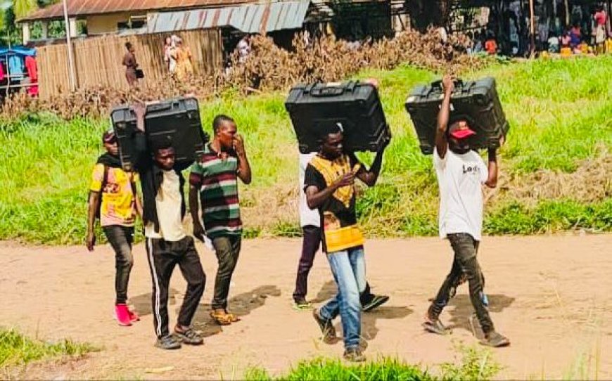 Élections 2023 : « Quel chaos ! Jamais pareille élection n’a été organisée », Félix Kabange Numbi (cadre du FCC de Kabila)