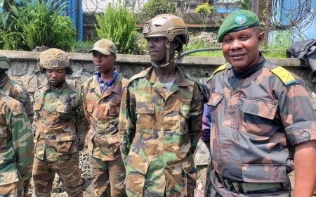 Guerre dans l'Est : Les FARDC présentent au public 13 terroristes M23 capturés