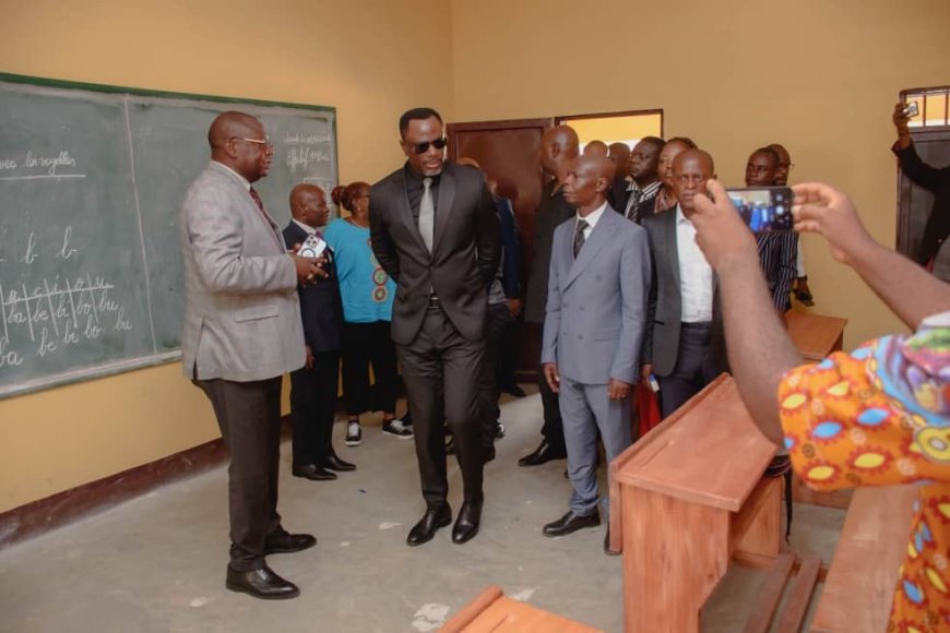 Kinshasa : Tony Mwaba inaugure le complexe scolaire Maman Sifa de Kinkole