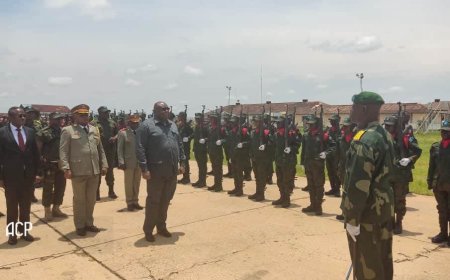 RDC : Des nouveaux officiers des FARDC ont pris les armes après la formation à EFO