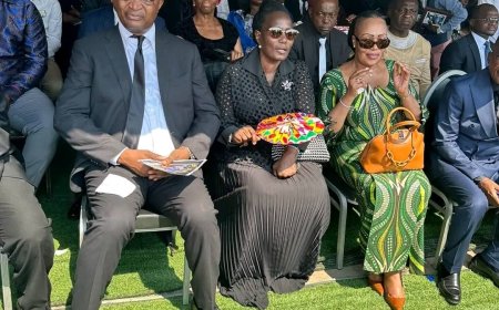 RDC : Emmanuel Ramazani Shadary rend ses hommages à Chérubin Okende