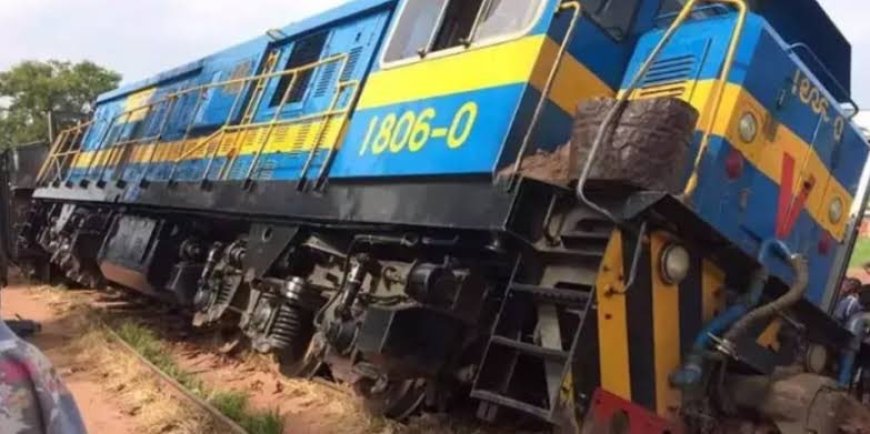 Tshopo : 4 morts dans un déraillement du train de la SNCC