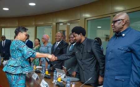 RDC : Judith Suminwa réunit son gouvernement pour un premier contact