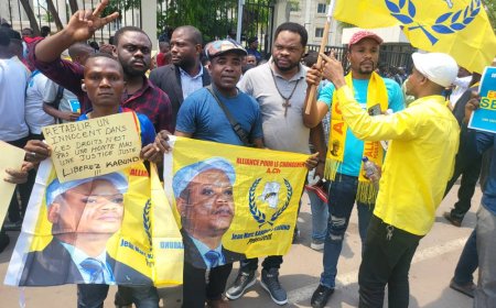 Kinshasa : En sit-in devant le Palais de justice, l'opposition et la société civile exigent la libération des opposants